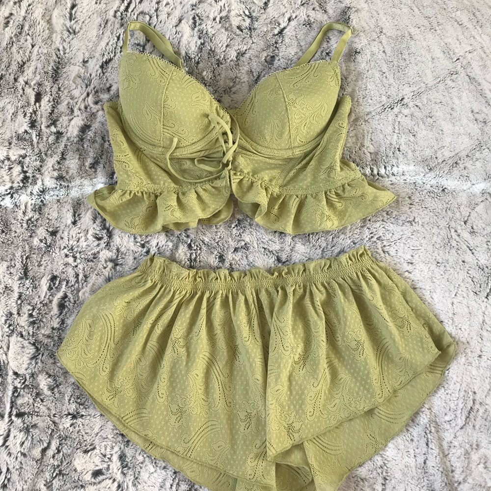 Elegant Lace Trim Intimate Set in Olive